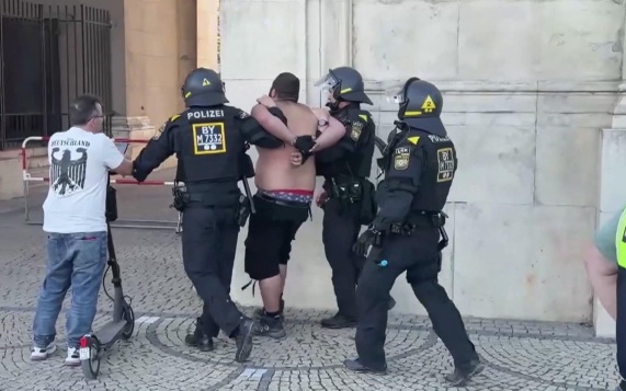 В Германии растут протестные настроения на фоне региональных выборов