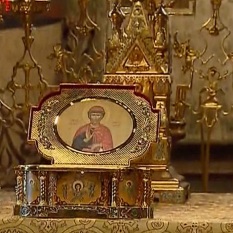 Мощи Дмитрия Донского доставили на передовую