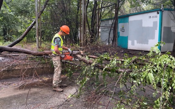Последствия непогоды устраняли в Белгороде