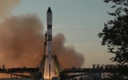 Ракета-носитель "Союз" с транспортным грузовым кораблем "Прогресс МС-35" сегодня успешно стартовала с Байконура