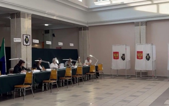 Выборы в Государственную думу: в Хабаровском крае открылись избирательные участки
