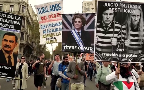 "Марш негодования" в Аргентине и столкновения в Гааге: протесты против политики властей
