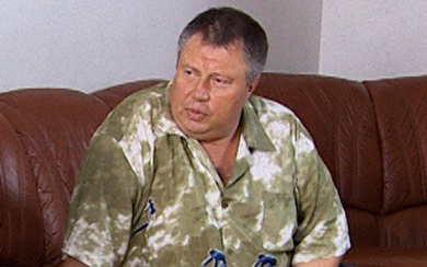 Бей первым