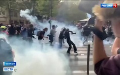 Марш в Варшавке, протесты во Франции, непогода на Сицилии
