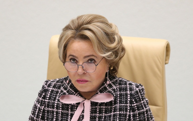 Валентина Матвиенко поздравила главу ВТБ с юбилеем
