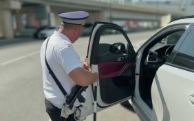В Сочи на 40 водителей составили протоколы за тонировку
