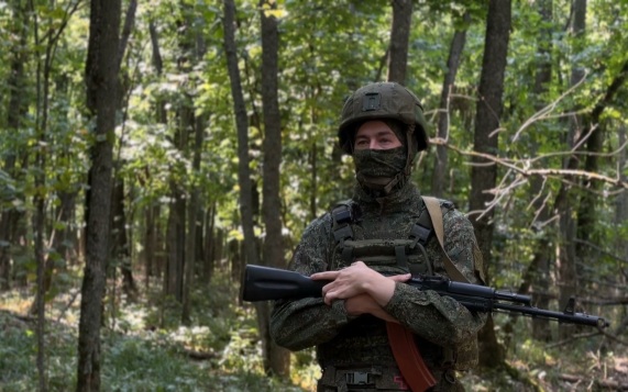 Подразделения группировки "Север" продолжают сжимать кольцо окружения в Харьковской области