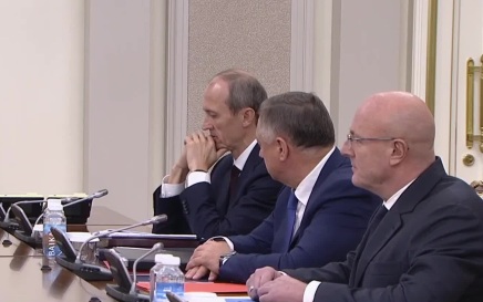 Правительство утвердило концепцию развития математики и увеличило финансирование агрострахования