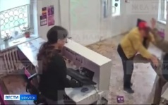 Участники конфликта в пункте выдачи заказов в Железногорске-Илимском дали показания в полиции