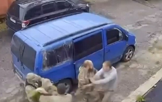 Министр экономики Украины признал, что отмена брони не привела к заметному пополнению армии