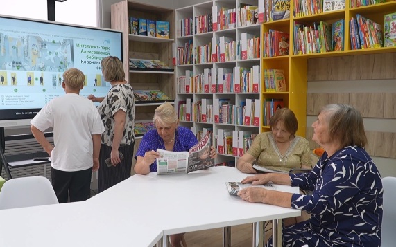 В Корочанском округе после капремонта открылась Алексеевская библиотека