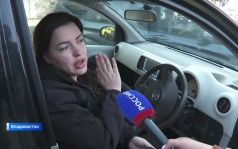 Водитель во Владивостоке, рискуя жизнью, остановил своим авто грузовик без тормозов