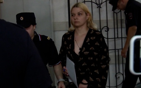 Тархова признана вменяемой по делу об убийстве бабушки и деда: новые подробности в суде