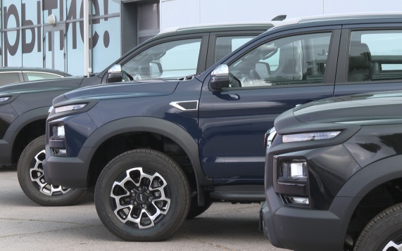 Волгоградская область передала для Минобороны автомобили-пикапы