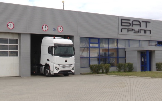 В Бурятии запущено производство первого российского электрогрузовика "Батрак"