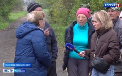 Мечтают о немногом, но и это не выполняется. Жители одной из улиц в Сабурово утопают в грязи
