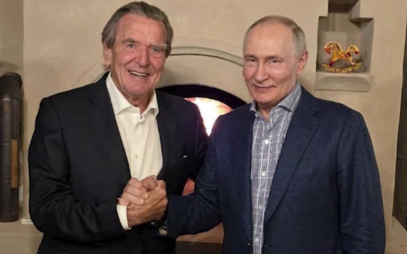 Путин и Шрёдер встретились в неформальной обстановке в день рождения президента