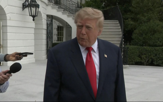 Трамп заговорил о смене лидера Украины: в Кремле указали на ошибки Зеленского
