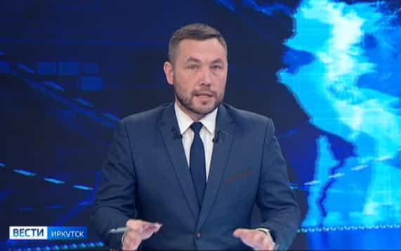 Ход капремонта школы № 67 в Иркутске проверил мэр Руслан Болотов