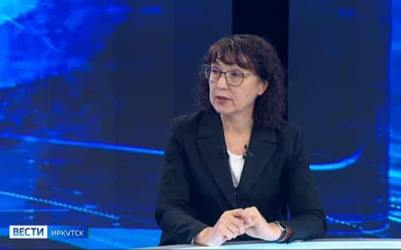 Гость студии — начальник управления занятости населения министерства труда Иркутской области Наталья Шлыкова