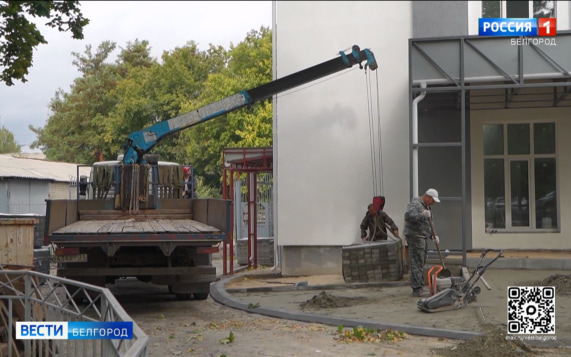 В Белгороде строители с опережением графика проводят капремонт многопрофильного центра реабилитации