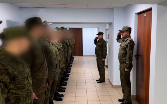 Глава ГВСУ Константин Корпусов проверил работу военных следователей в Донецке