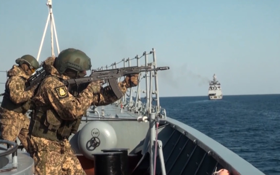 Россия и Индия провели морской этап совместных учений "Индра" в заливе Петра Великого