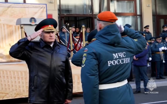 Курсанты МЧС в Петербурге дали клятву Отечеству в юбилейный год вуза
