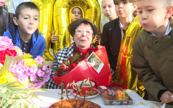 Честность в работе и оптимизм: 100-летняя волгоградка раскрыла секреты долголетия