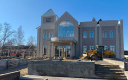 В Свободном завершен основной этап строительства вокзала "Юность" для детской железной дороги