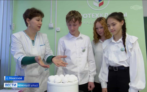 Мини-ферма в школе: дети в Челябинской области осваивают азы агрономии