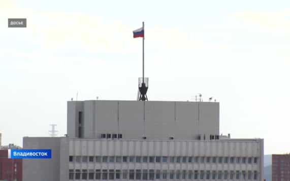 Олег Кожемяко официально представил приморцам нового руководителя края