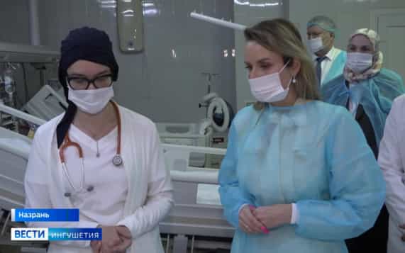 Медики Ингушетии борются за жизни и здоровье многодетной мамы и пятерых детей