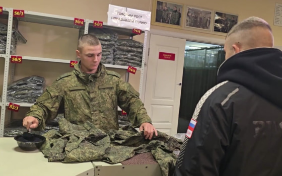 Уральские призывники отправились в армию с новым комплектом