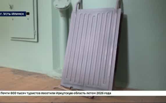 Поврежденные хулиганами радиаторы отопления заменили энергетики в 63 квартирах Усть-Илимска