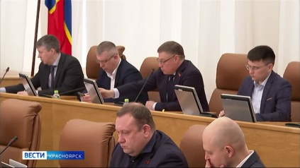Сергей Верещагин отчитался о проделанной работе на посту градоначальника